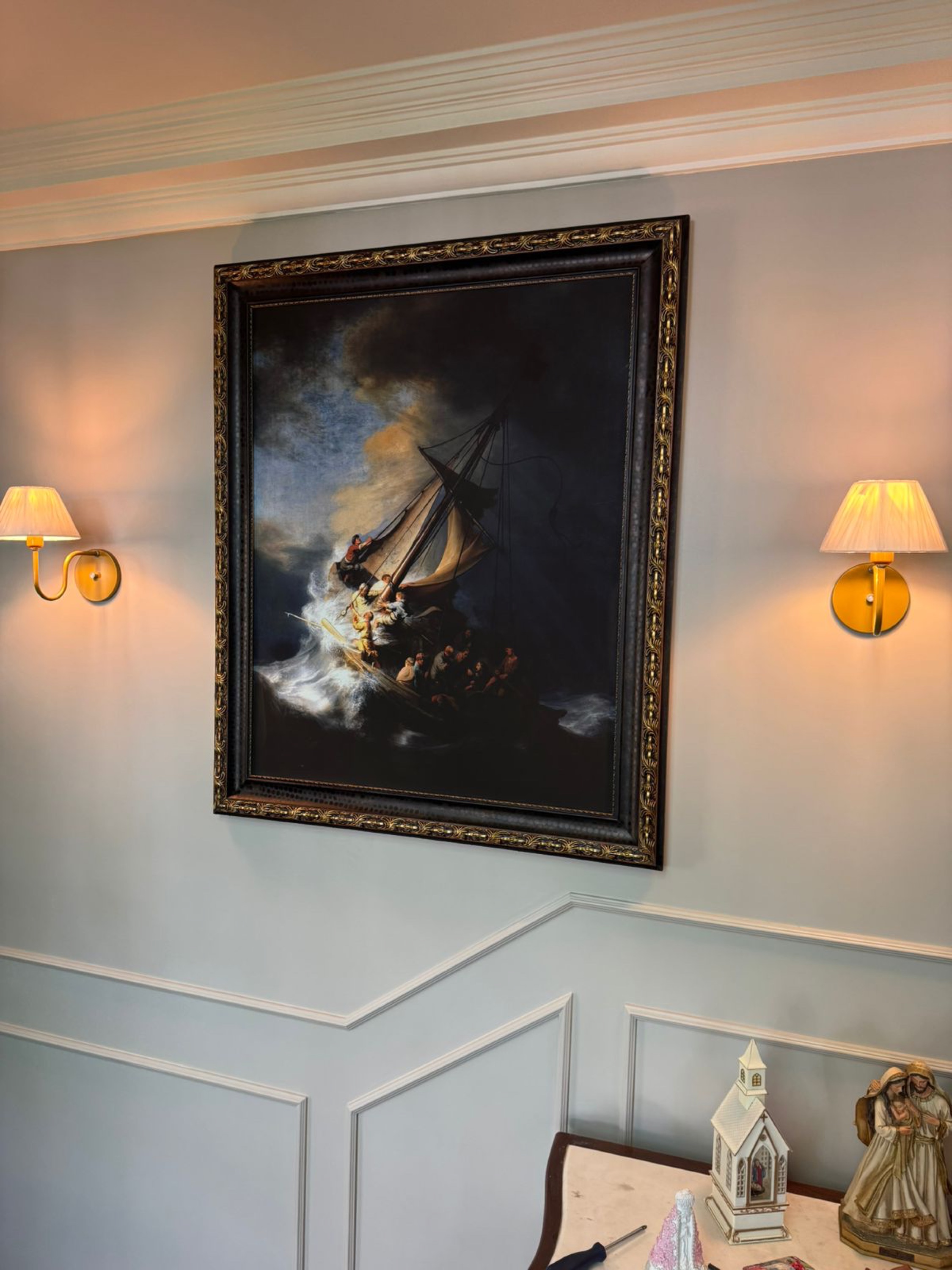 Tempestade no Mar da Galileia, de Rembrandt, em sala clássica
